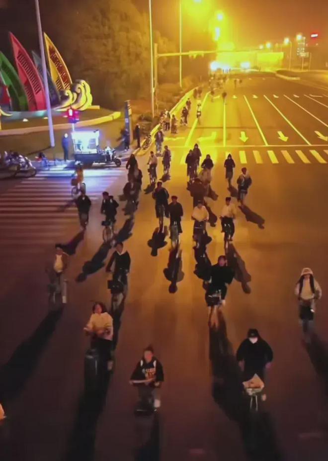 景点对全国大学生免费开放央妈也来亲自宣传j9九游会真人游戏第一泼天富贵临到开封！(图18)
